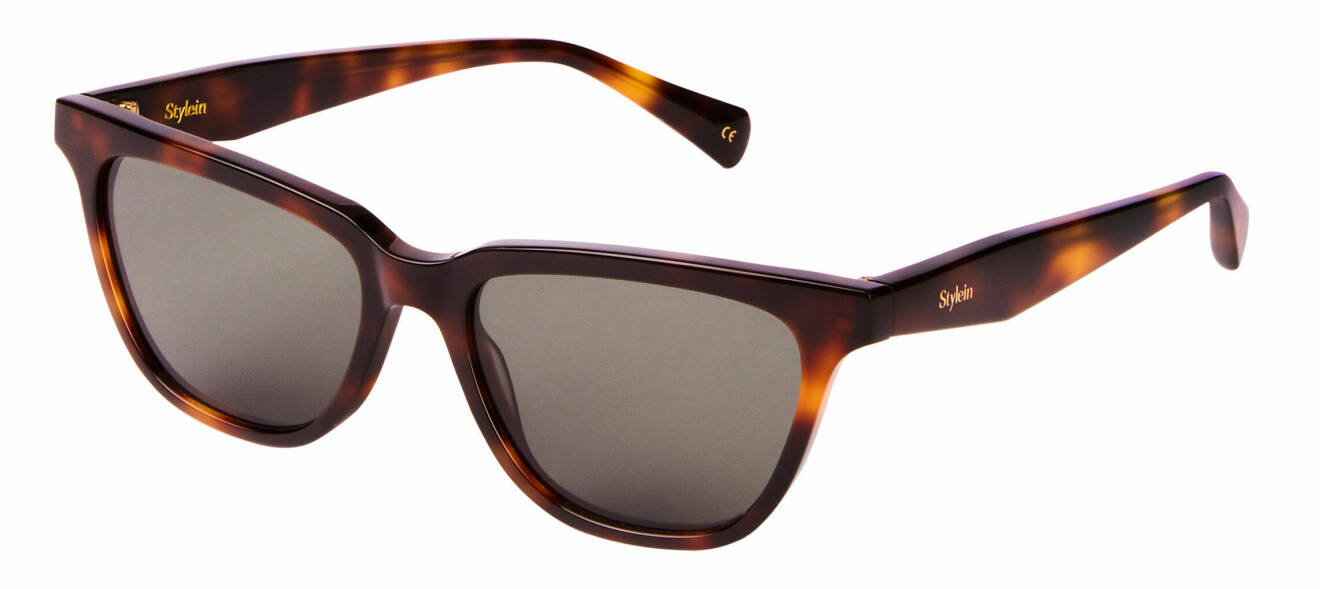 Kantiga solbrillor från Stylein i brun nyans