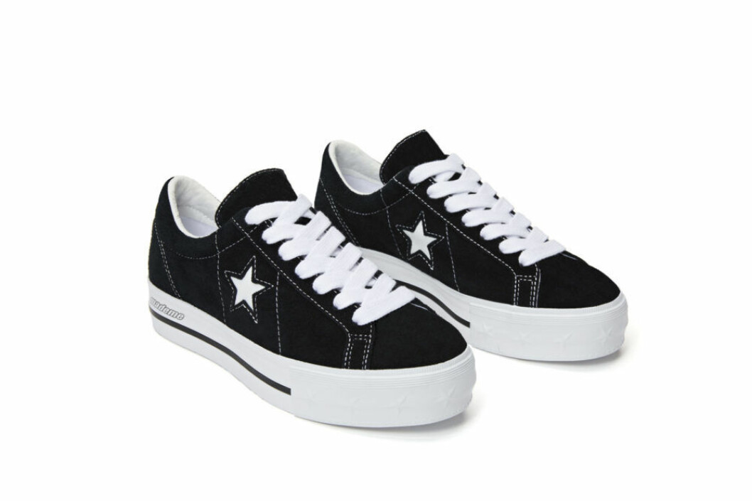 Sneakers ifrån kollektionen Converse x MadeMe.