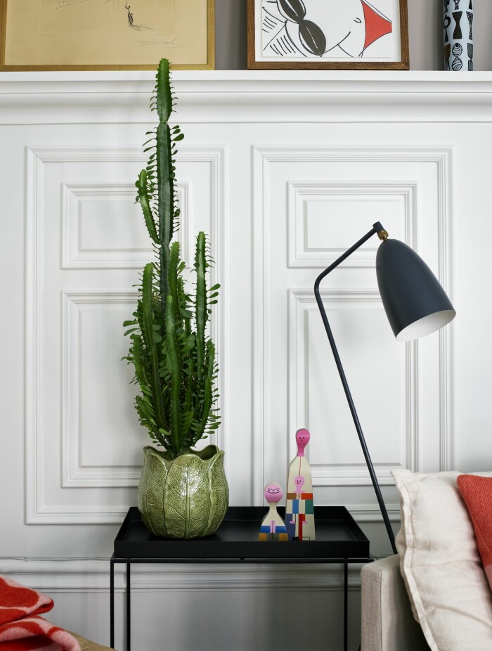 Hemma hos Gabriella Gullberg Stockholm lampa grasshopper