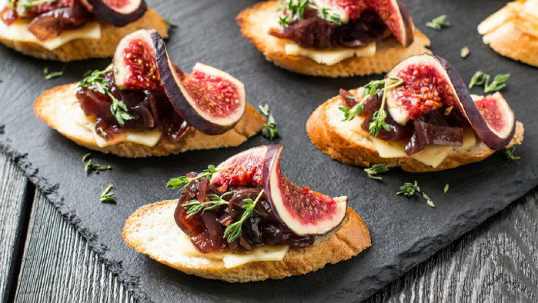 Gör skorpor eller crostini av gammalt bröd! Foto: IBL Gör skorpor eller crostini av gammalt bröd!