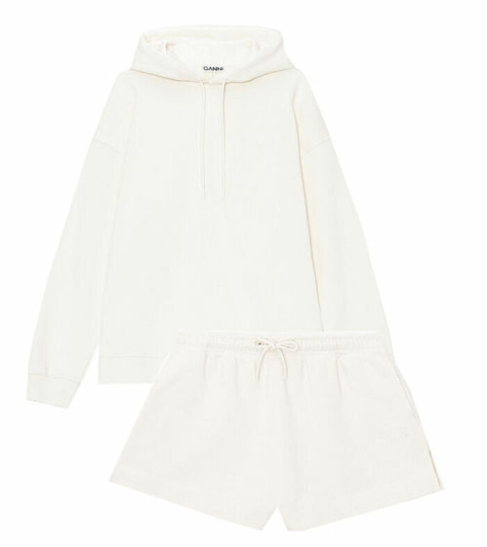 mjukisset med shorts