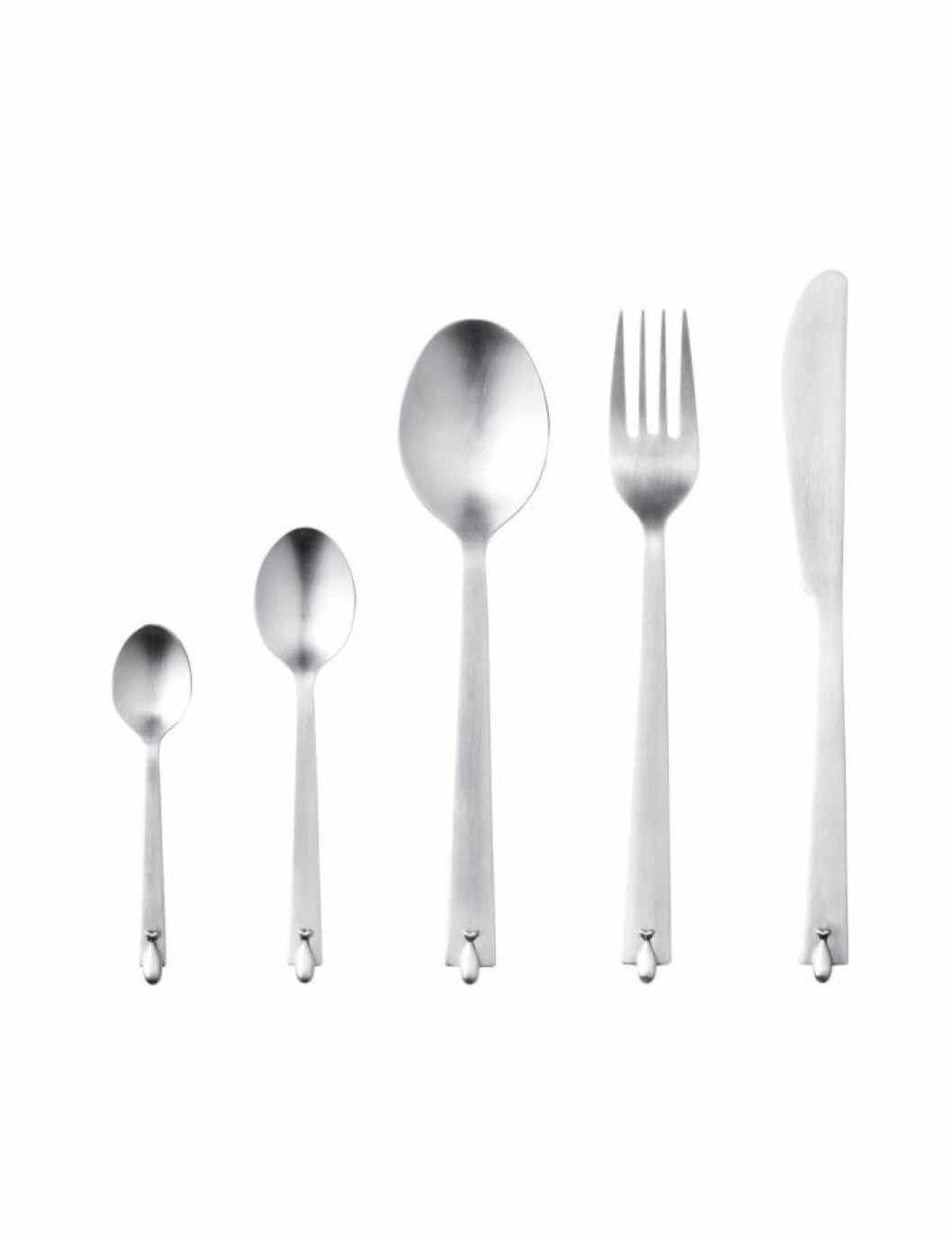 Silverbestick med detaljer nertill