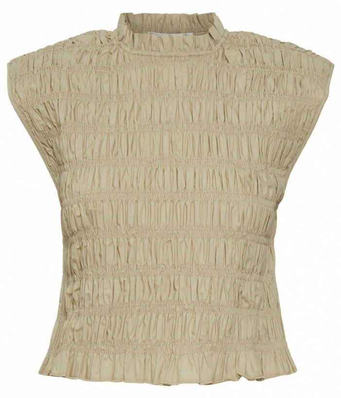 beige smockad blus