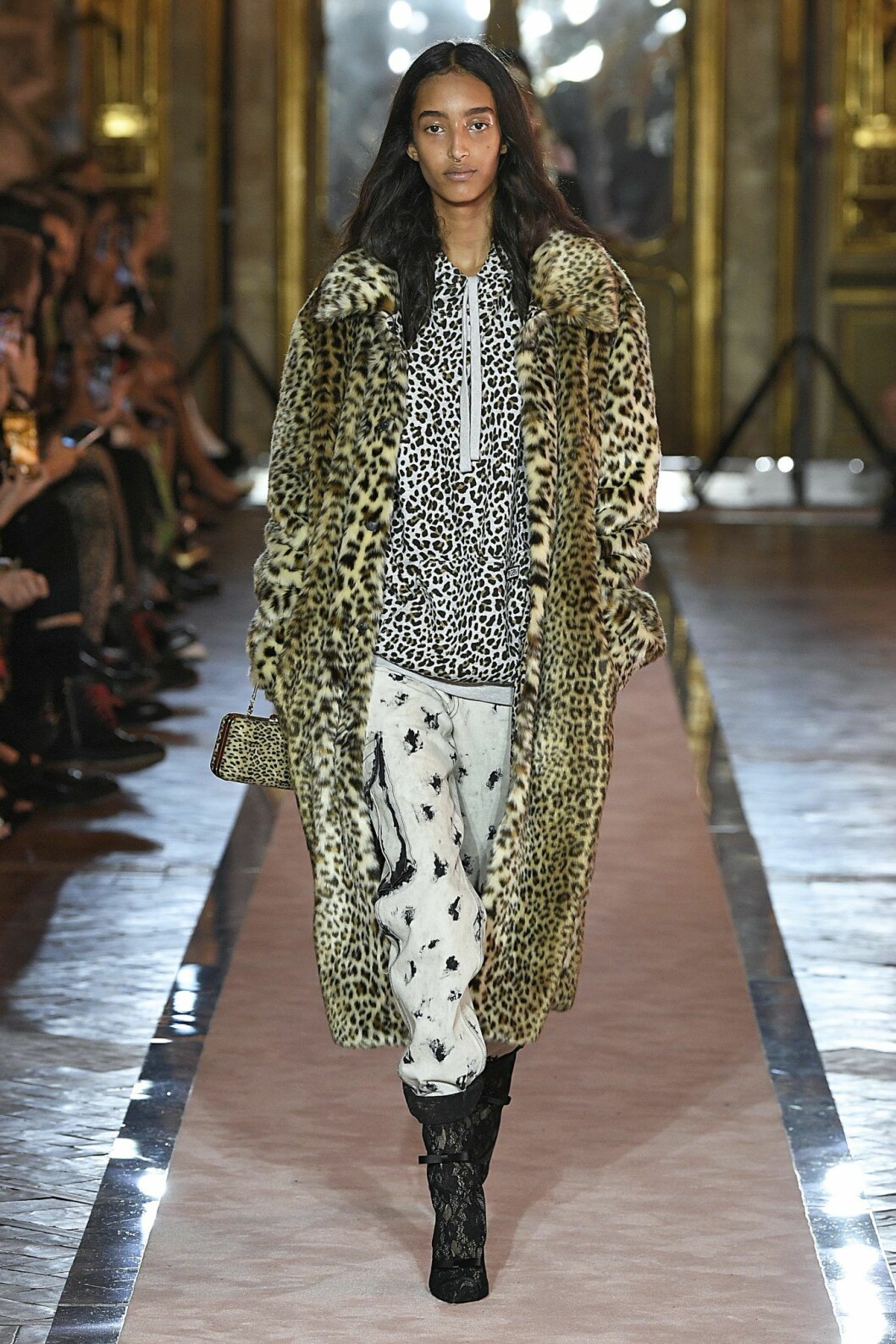 Mönstermix med djurprint från Giambattista Valli x H&M.
