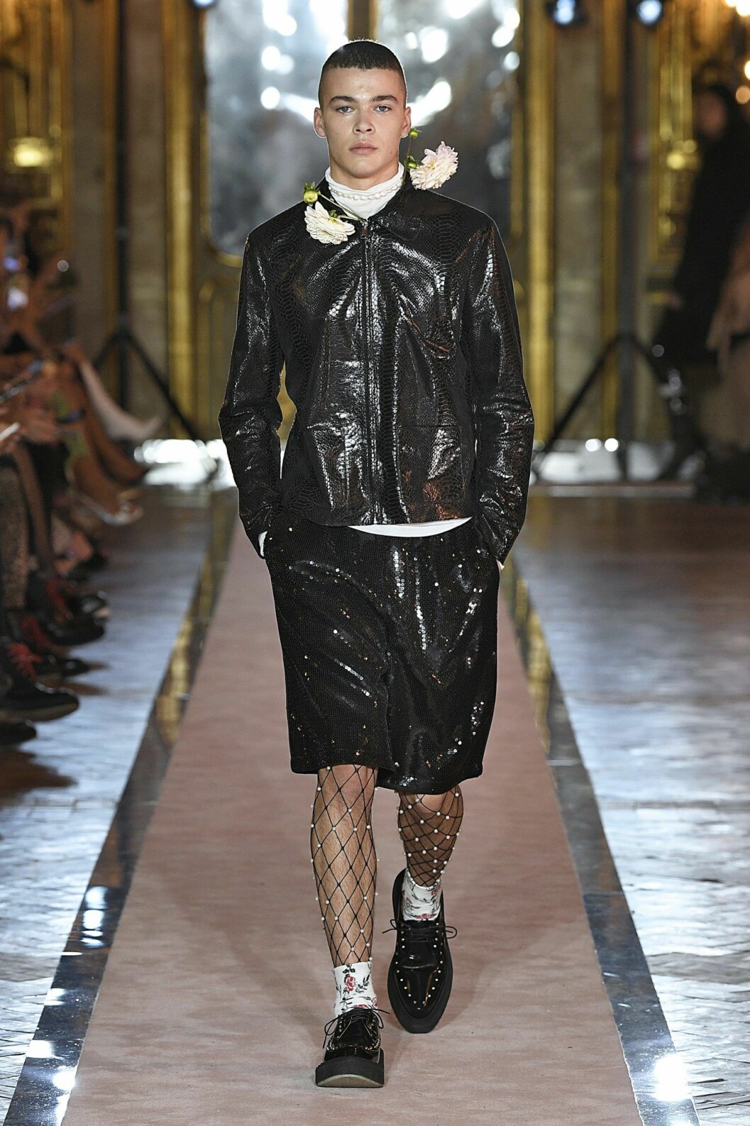 Herrlook med läder Giambattista Valli x H&M.