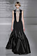 Givenchy Haute Couture SS19, långklänning i svart med stark siluett.
