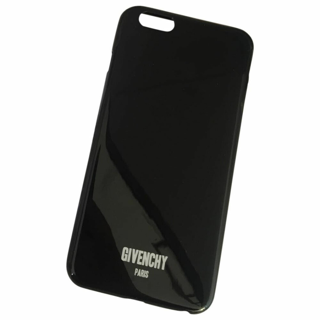 Mobilskal från Givenchy