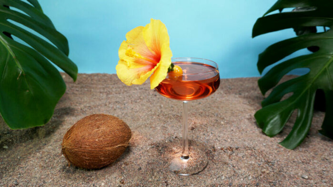Enklaste drinken med glögg och bubbel – en klassisk glubbel. Årets glöbb 2019 heter Aloha och smakar passionsfrukt och hibiskusblomma.