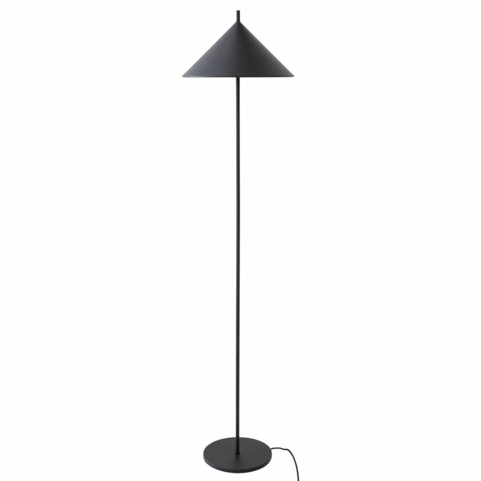 golvlampa tringle från hkliving