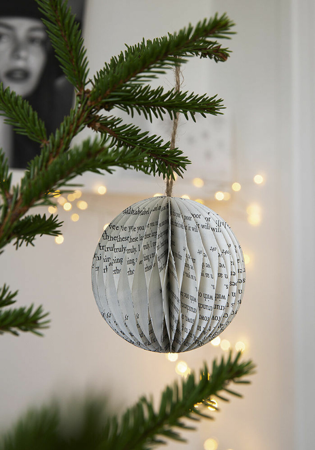Julgransdekoration i papper från Granit
