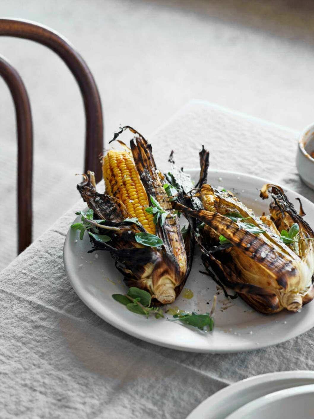 Grillad majs med harissasmör. Recept på grillad majs med harissasmör