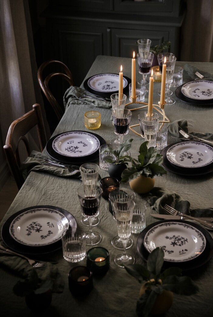 Foto: Cervera grön och vintageinspirerad juldukning hos cervera
