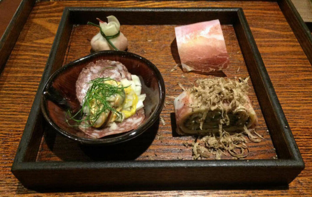 Fyra smakbitar från Omakase köttslöjd. Foto: Krogkommissionen