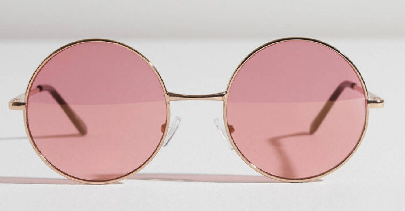 Halloween kläder dam – rosa runda solglasögon från NLY Trend