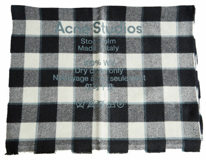 halsduk acne