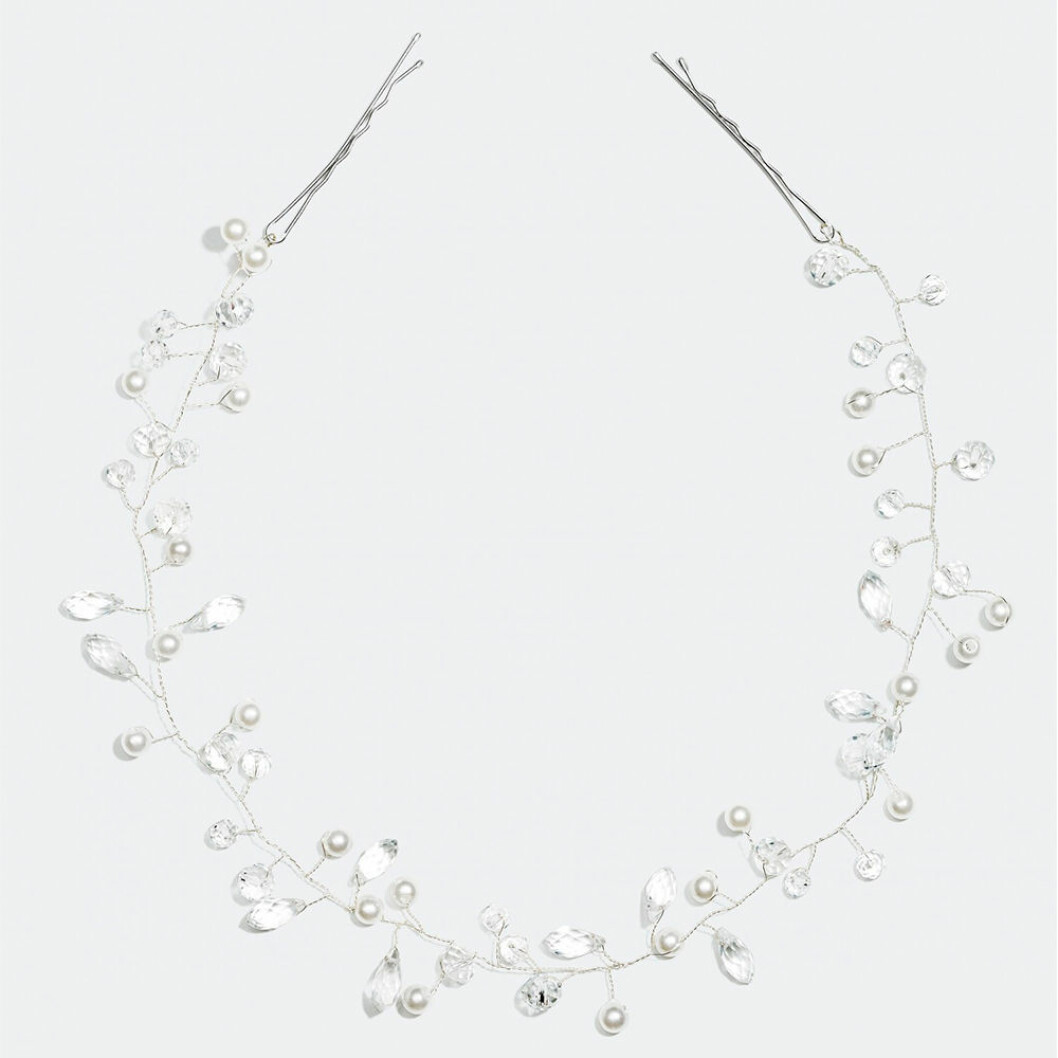 diadem med blommor