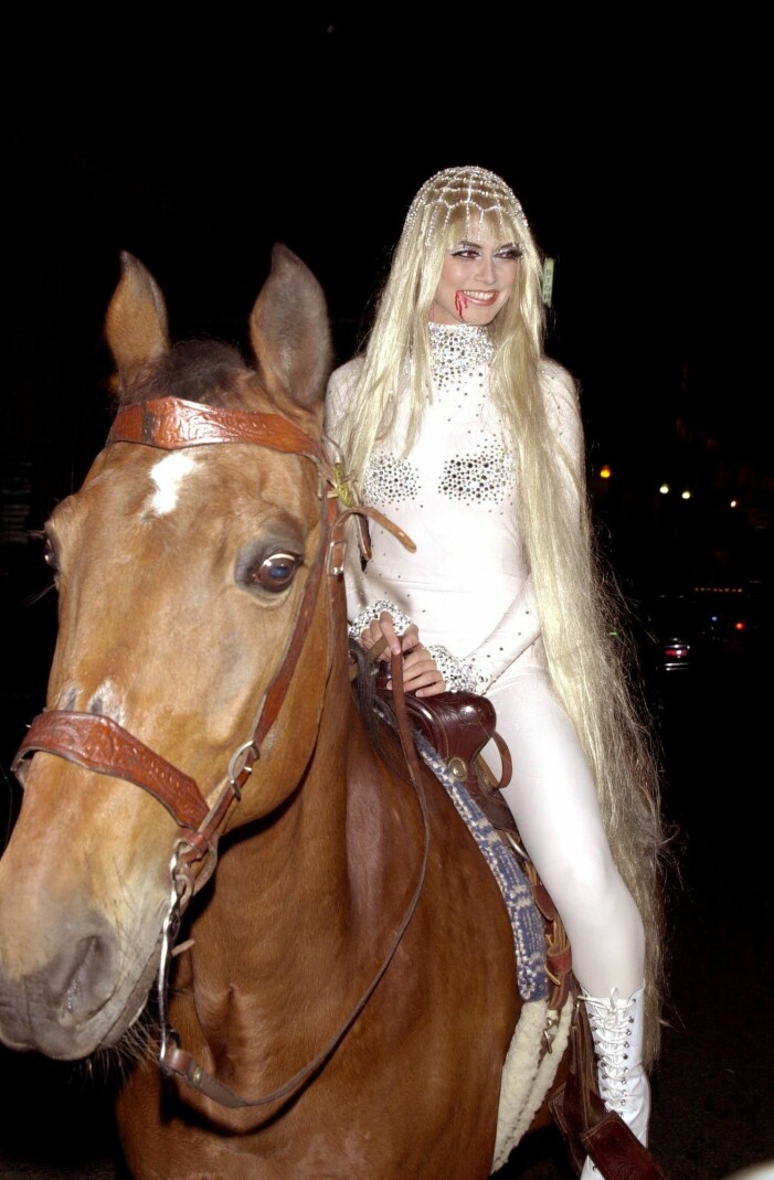 Heidi Klum Halloween 2001