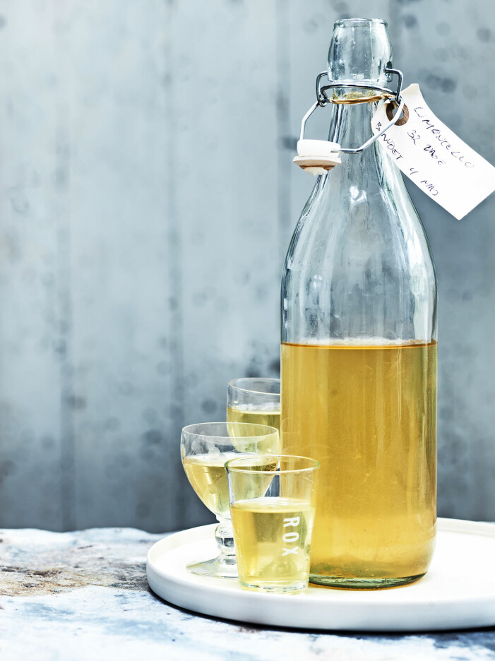 Så gör du hemgjord limoncello