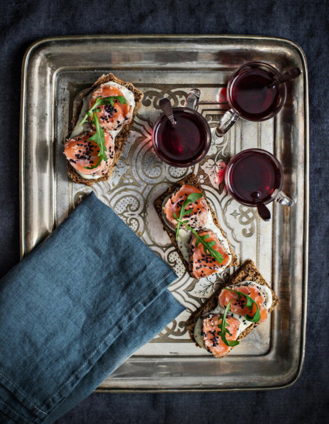 Hemgjord portvinsglögg. Recept på hemgjord portvinsglögg