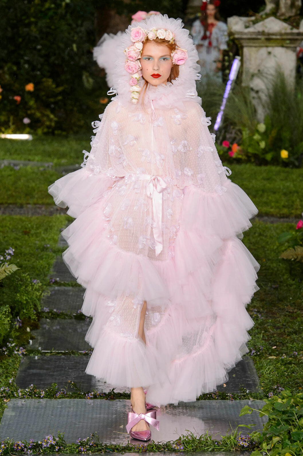 Skira rosa toner hos Rodarte i vår
