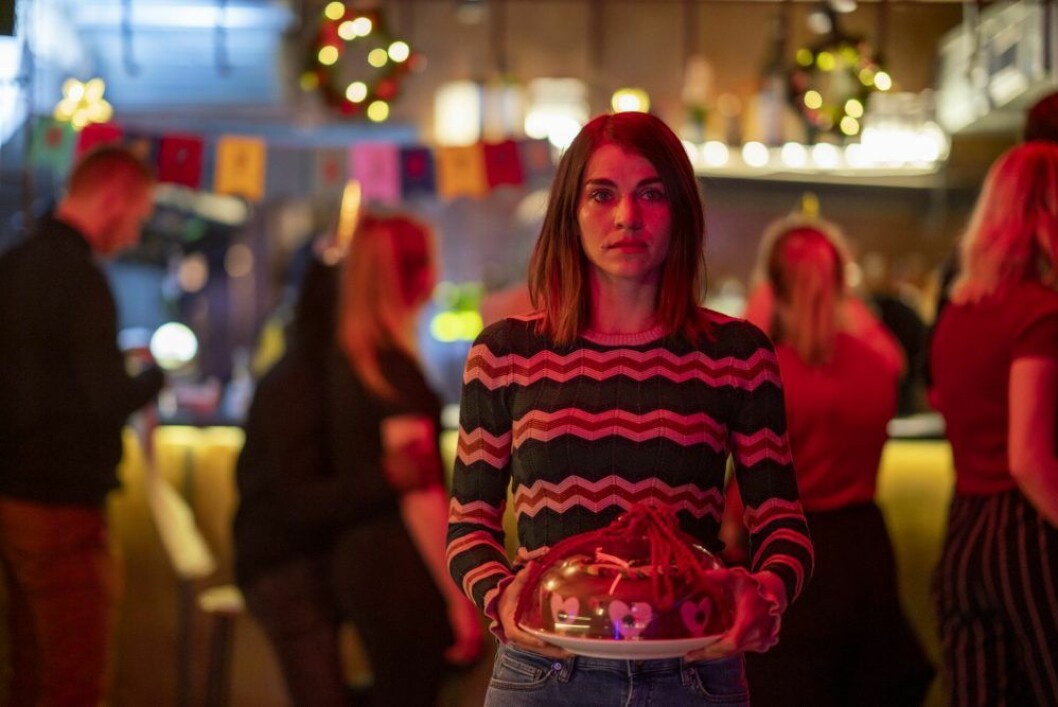 <em>Hjem til Jul</em> är en norsk originalserie på Netflix. En bild på karaktären Johanne i Netflix-serien Hjem til Jul.
