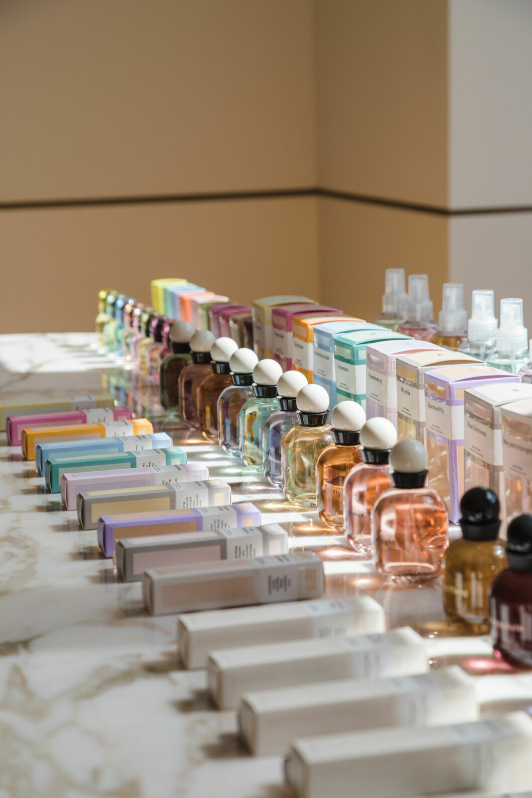 H&M beauty lanserar parfym