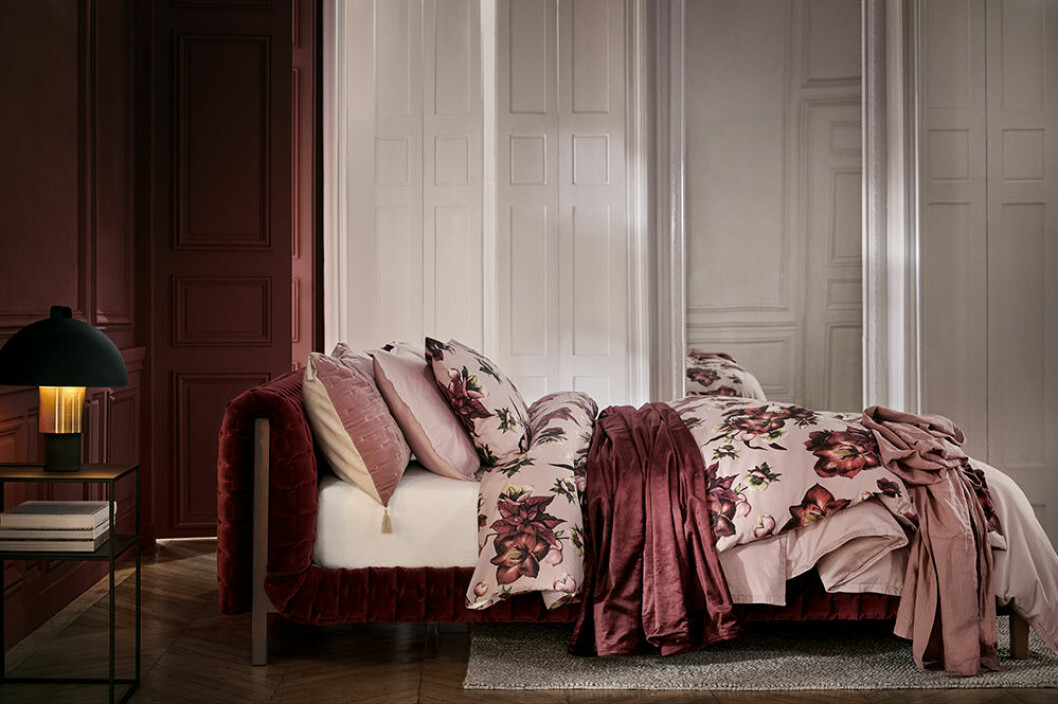 Röda och rosa toner i jul hos H&M Home 