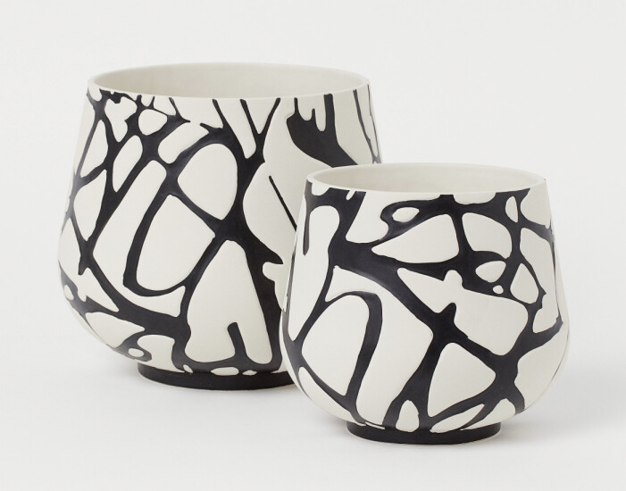 H&M home x Diane von Furstenberg krukor i lergods