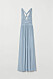 Plisserad aftonklänning i en vacker blå nyans från H&M. 