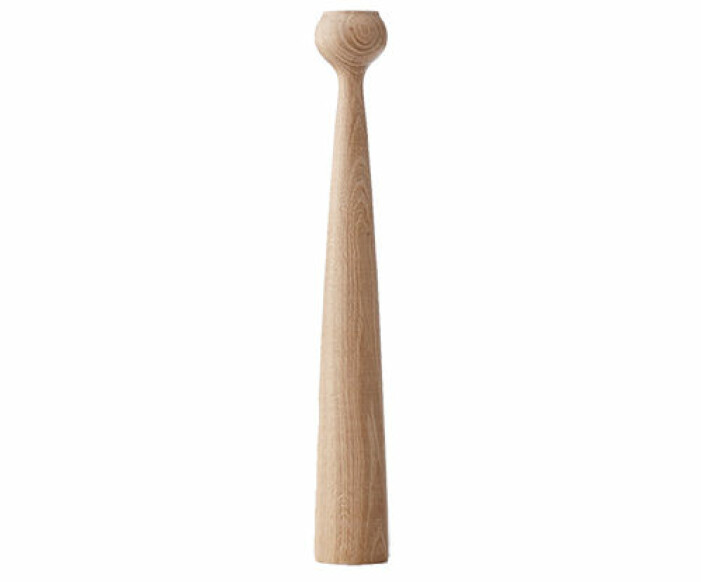 hög ljusstake trä