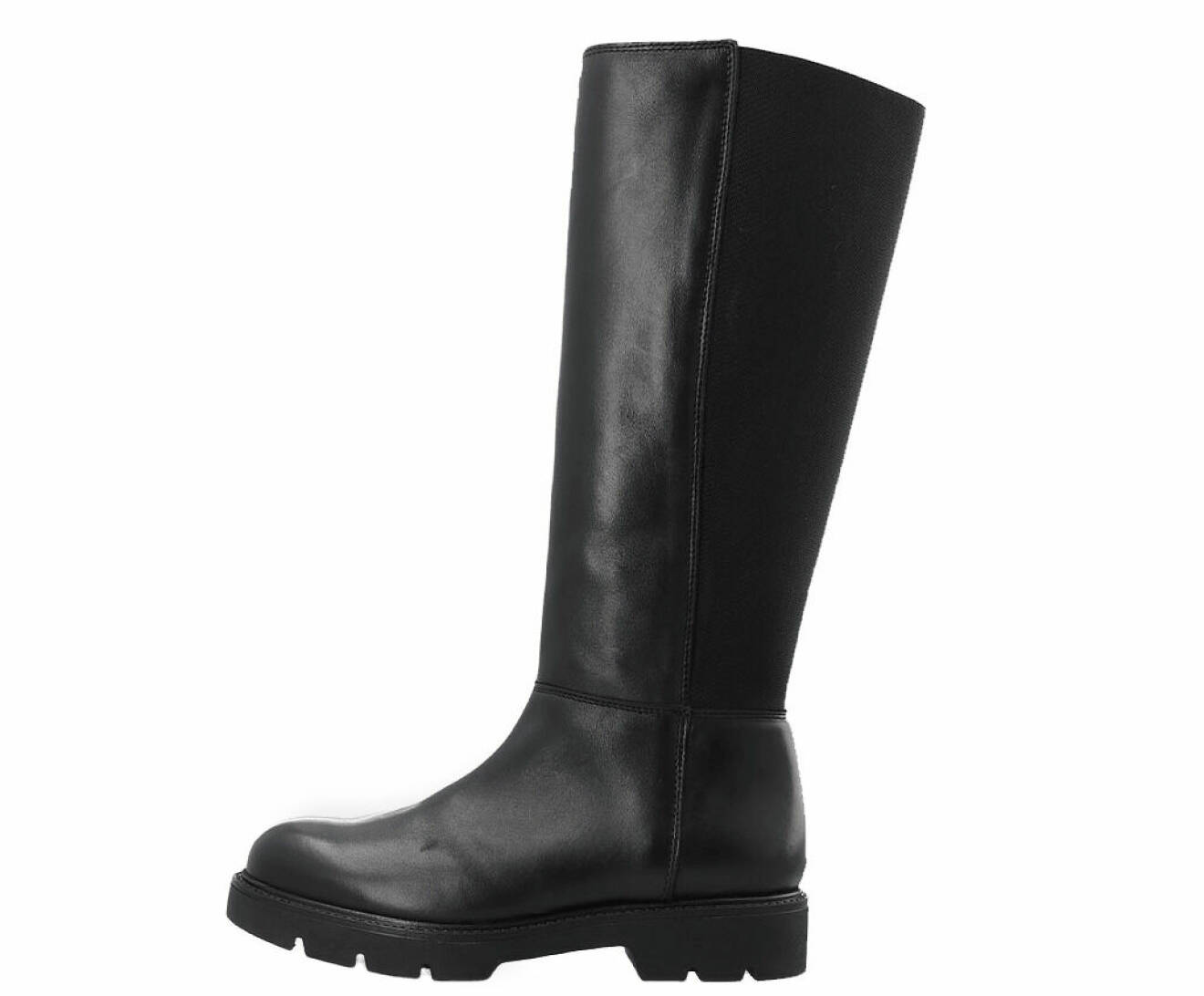 höga svarta boots i läder