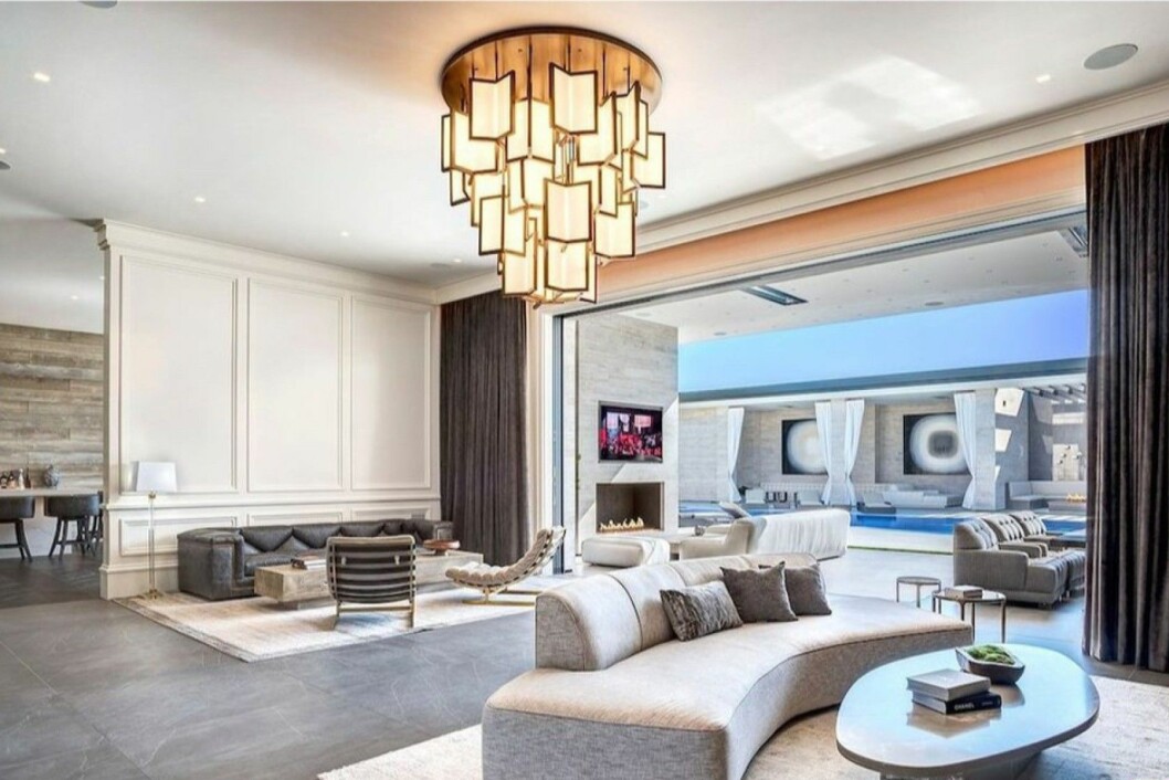 holmby hills kylie jenner