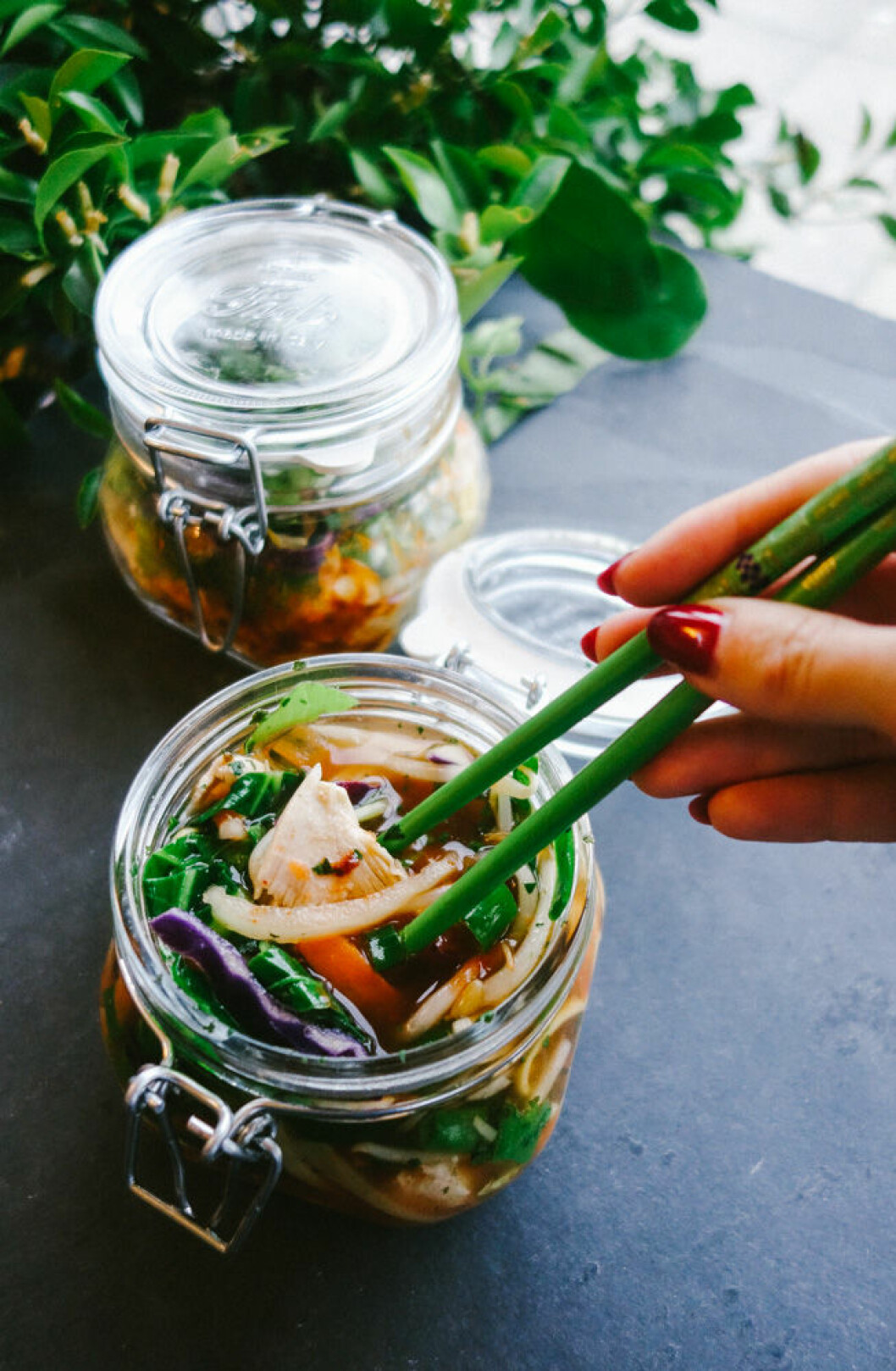 Hemmagjord take away-ramen. Bild och recept: <a href="http://www.thelondoner.me/2015/01/travelling-noodles.html" target="_blank" rel="noopener">www.thelondoner.me</a> Hemmagjord take away-ramen.