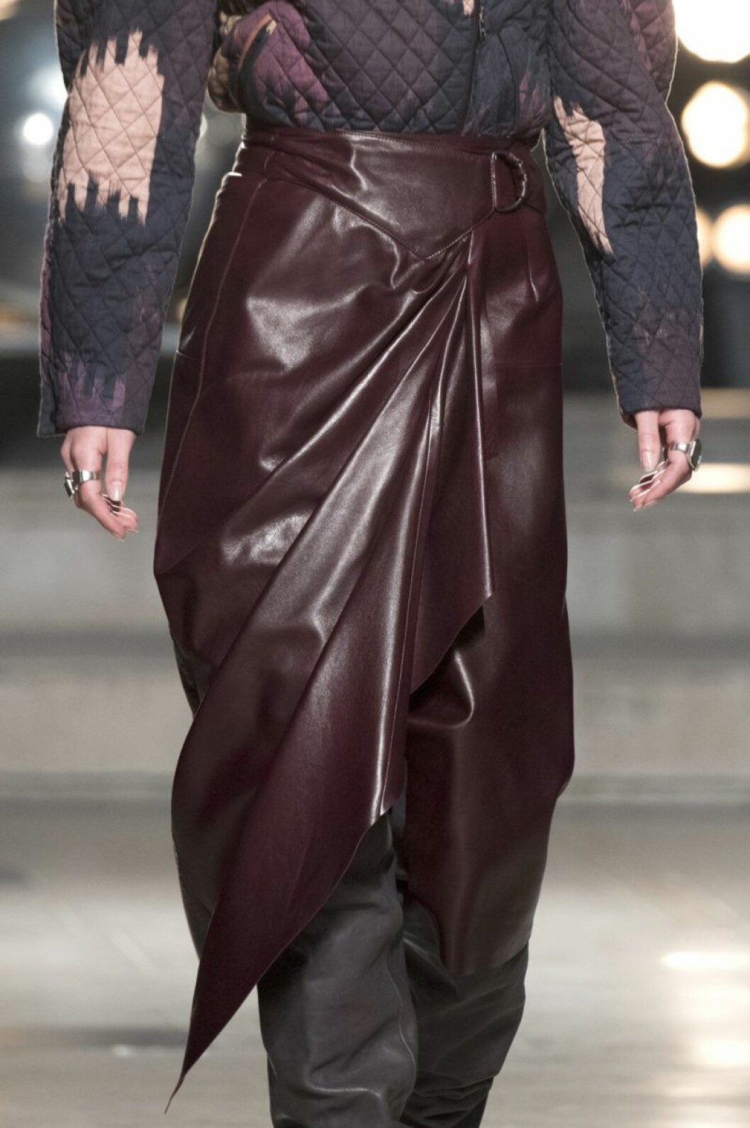 Isabel Marant Isabel Marant aw 19 vinröd läderkjol