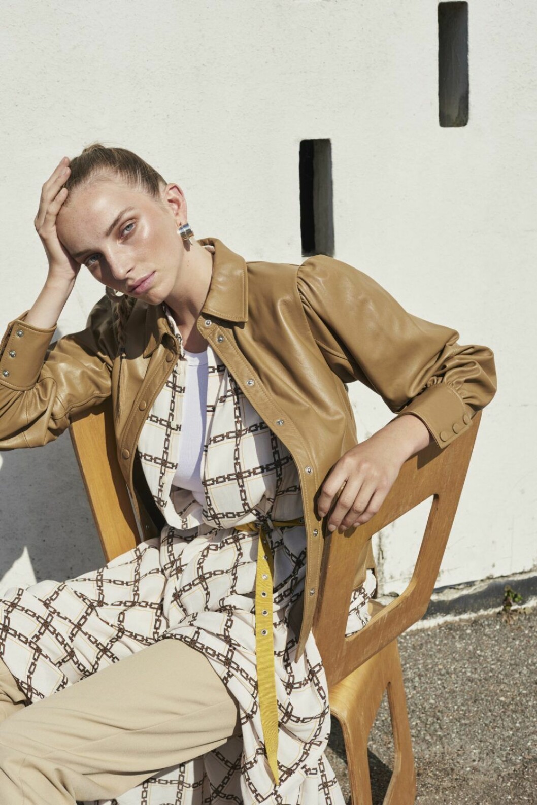 Hösttrend 2019, styla med skinnplagg - skinnplagg i samma färgskala