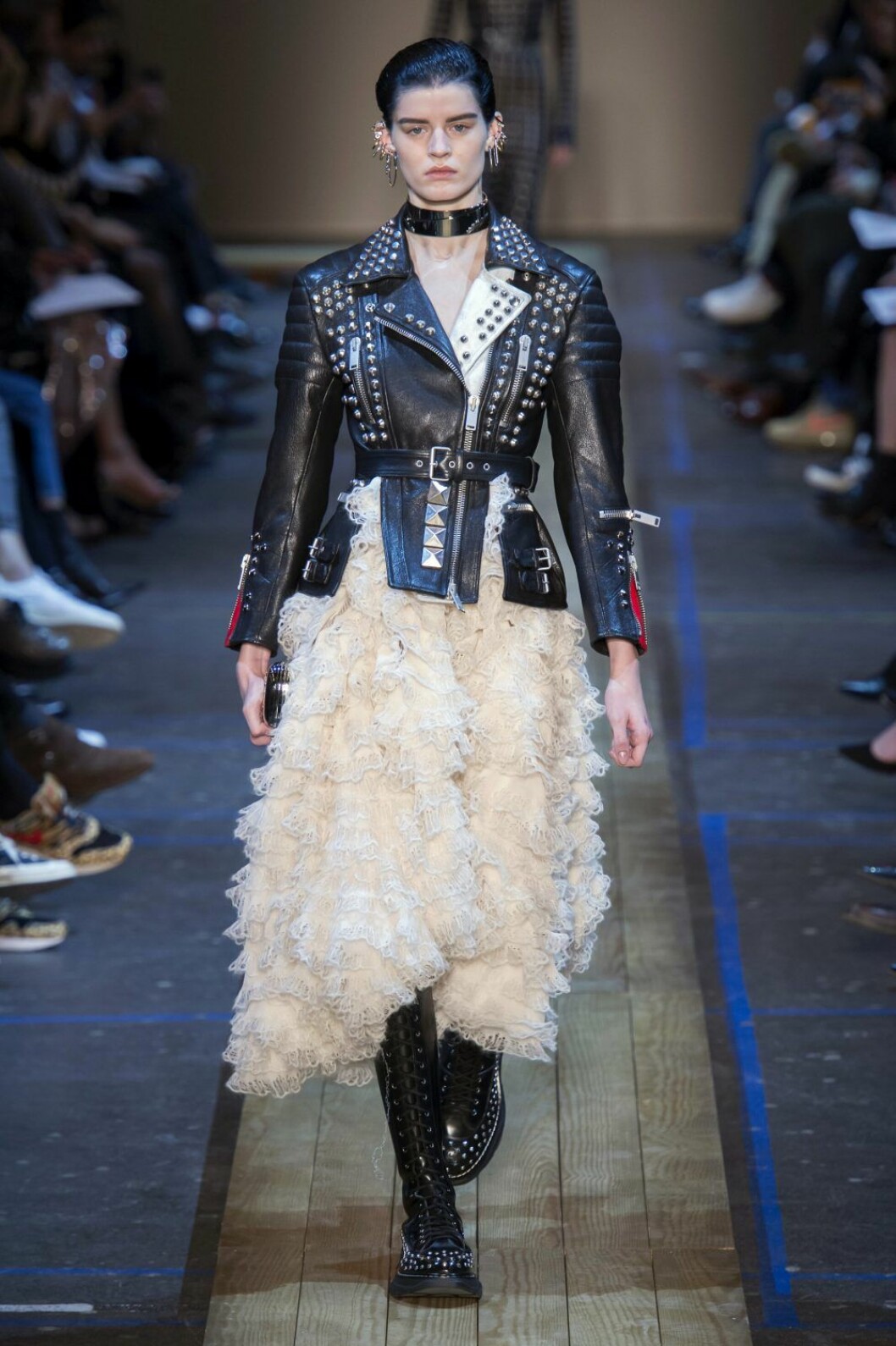 Alexander McQueen Alexander McQueen hosttrender 2019