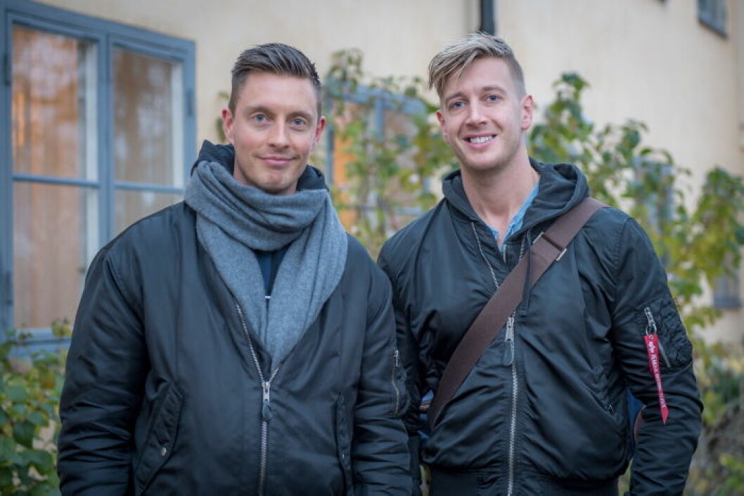 Niklas Österling med sällskap. Niklas Österling med sällskap.