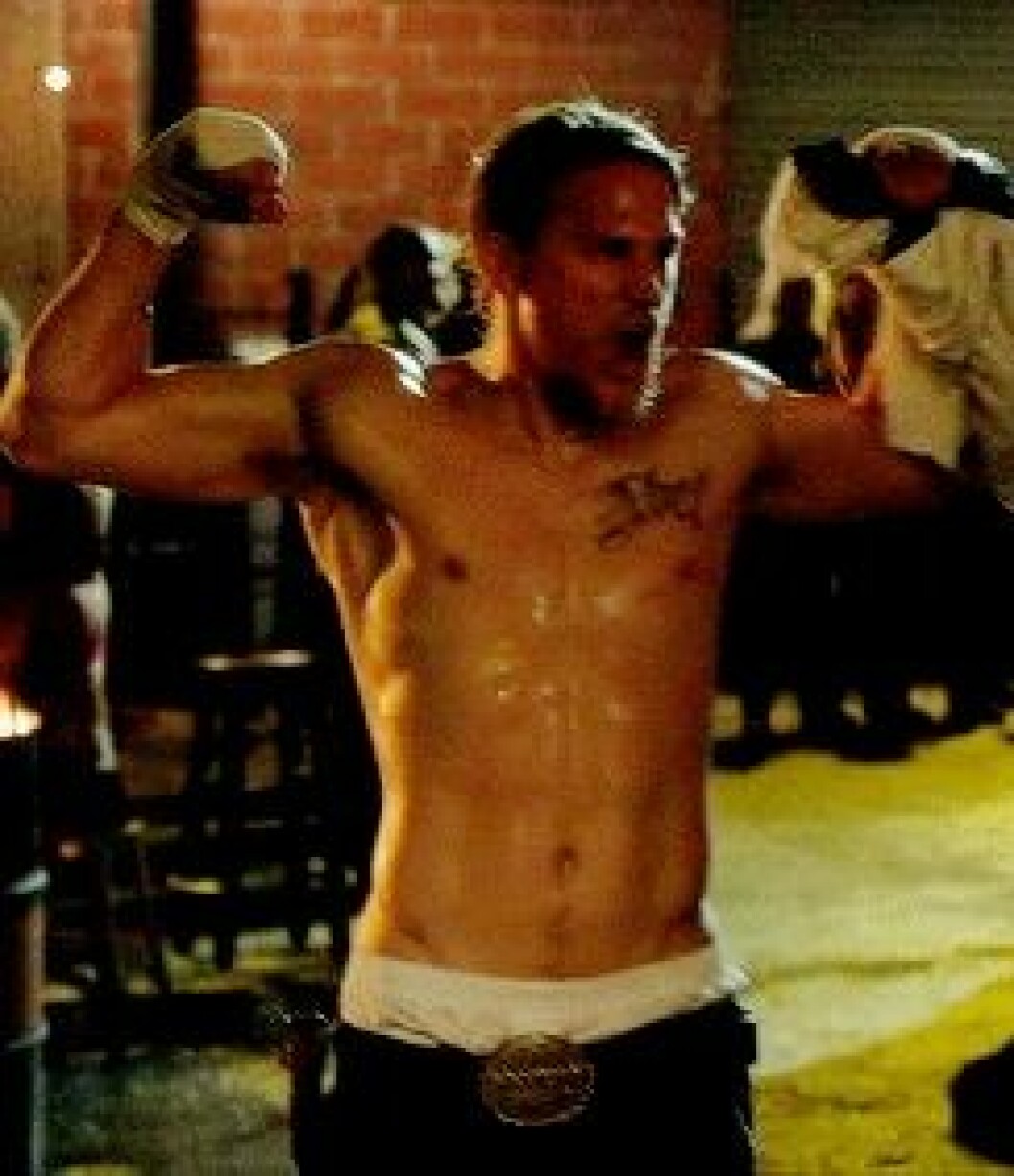 hunnam-14