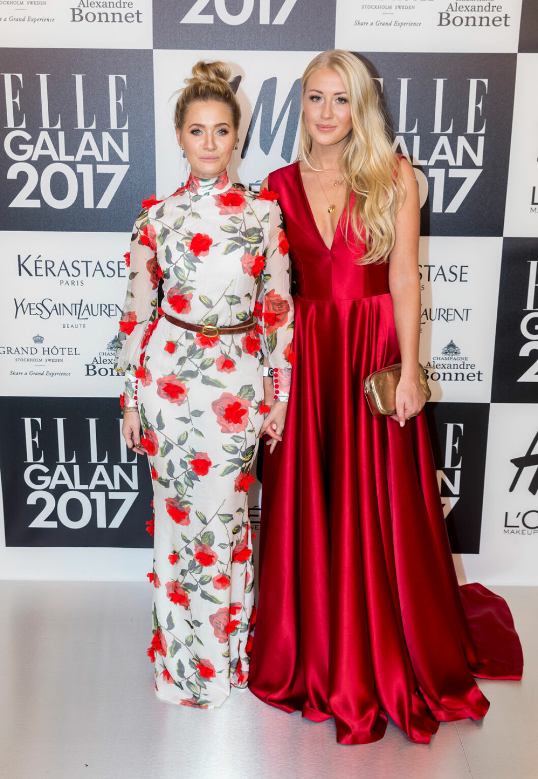 Ida Lanto på ELLE-galan 2017 tillsammans med sin syster Elin. Båda bär kreationer signerade Ida Lanto. Ida och Elin Lanto