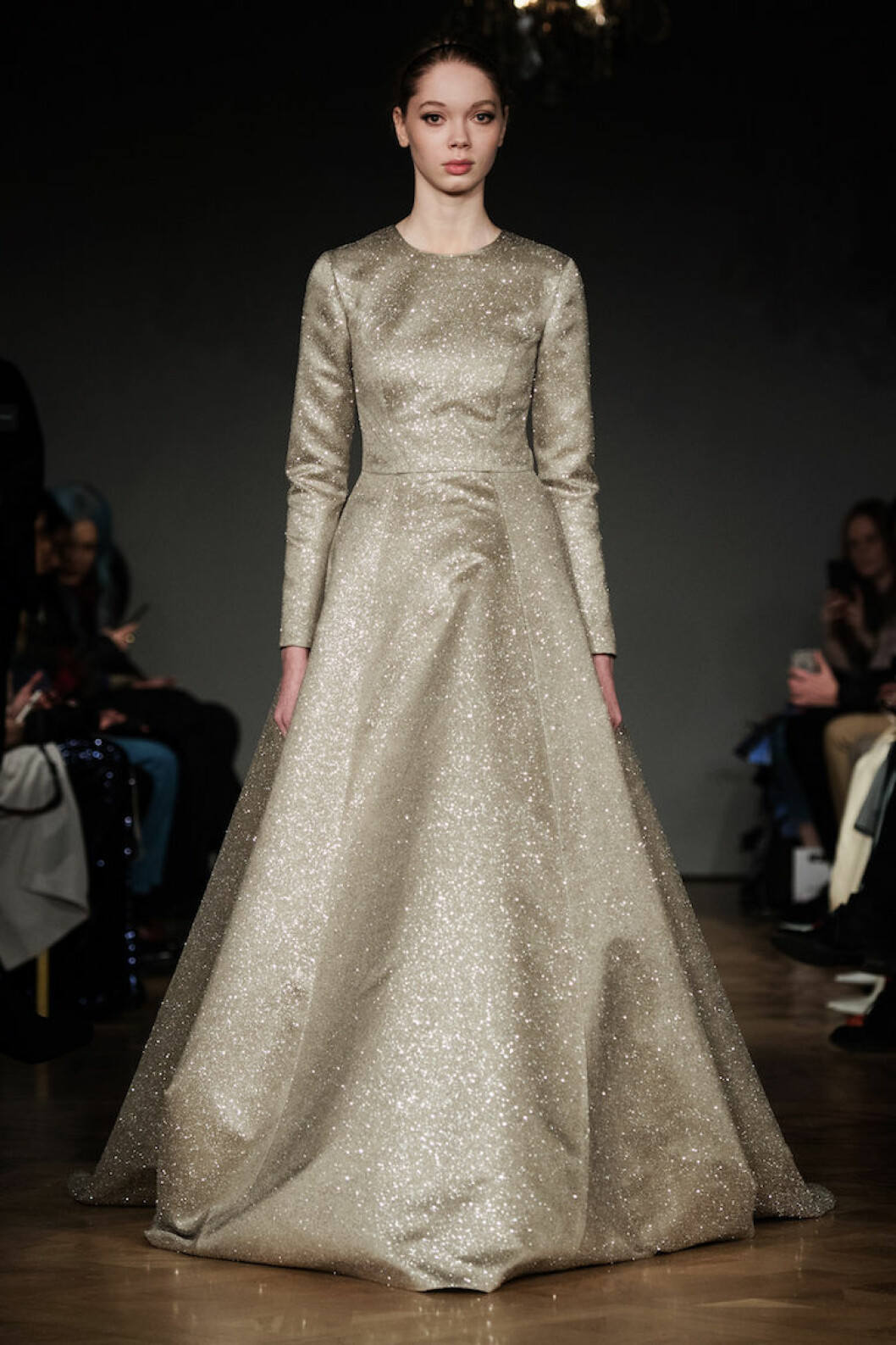 Ida Sjöstedt AW18 Guldglittrande långklänning från Ida Sjöstedt AW18