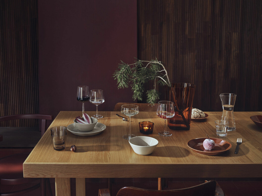 bärnstensfärgad vas och ljushållare från iittala
