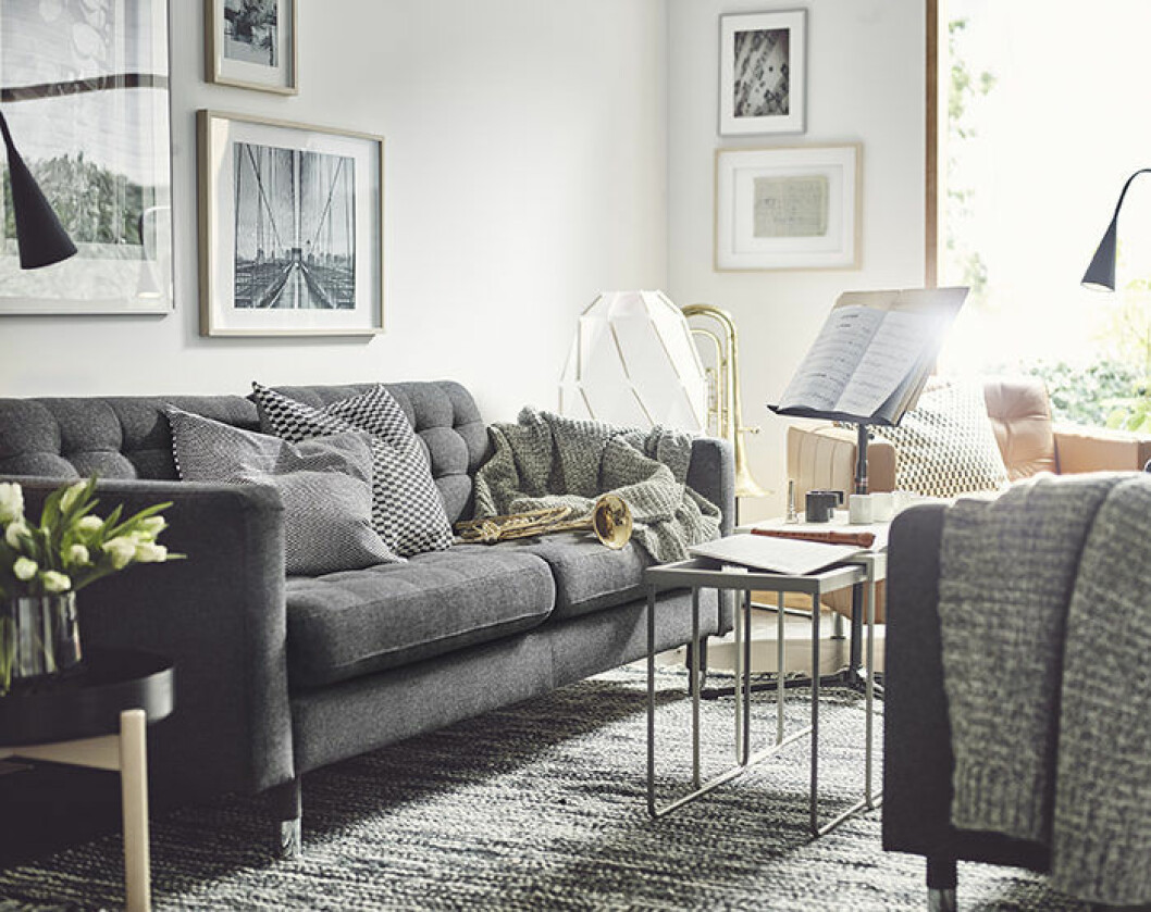 Grå soffa från Ikea