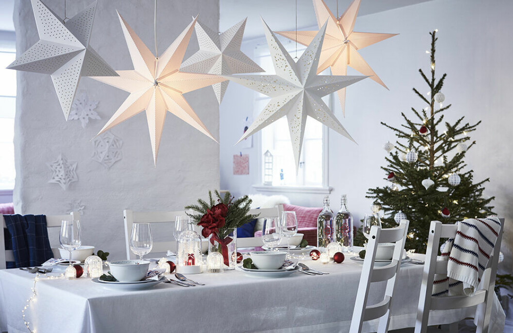 Adventsstjärnor och juldekorationer från Ikea