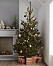 Julgran med juldekorationer från Ikea