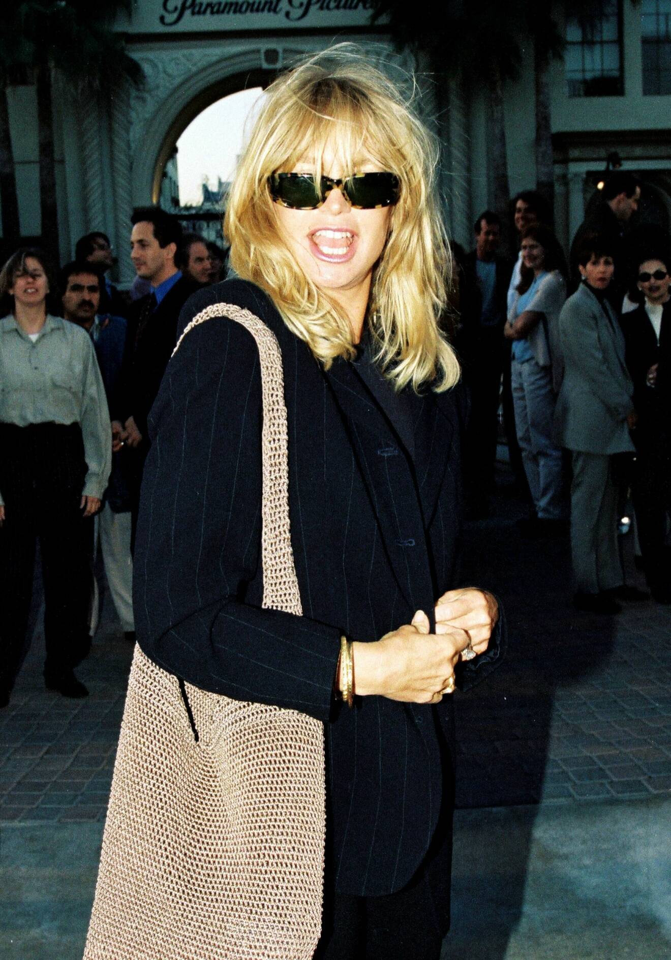 Goldie Hawns bästa stilögonblick – kavaj och smala solglasögon