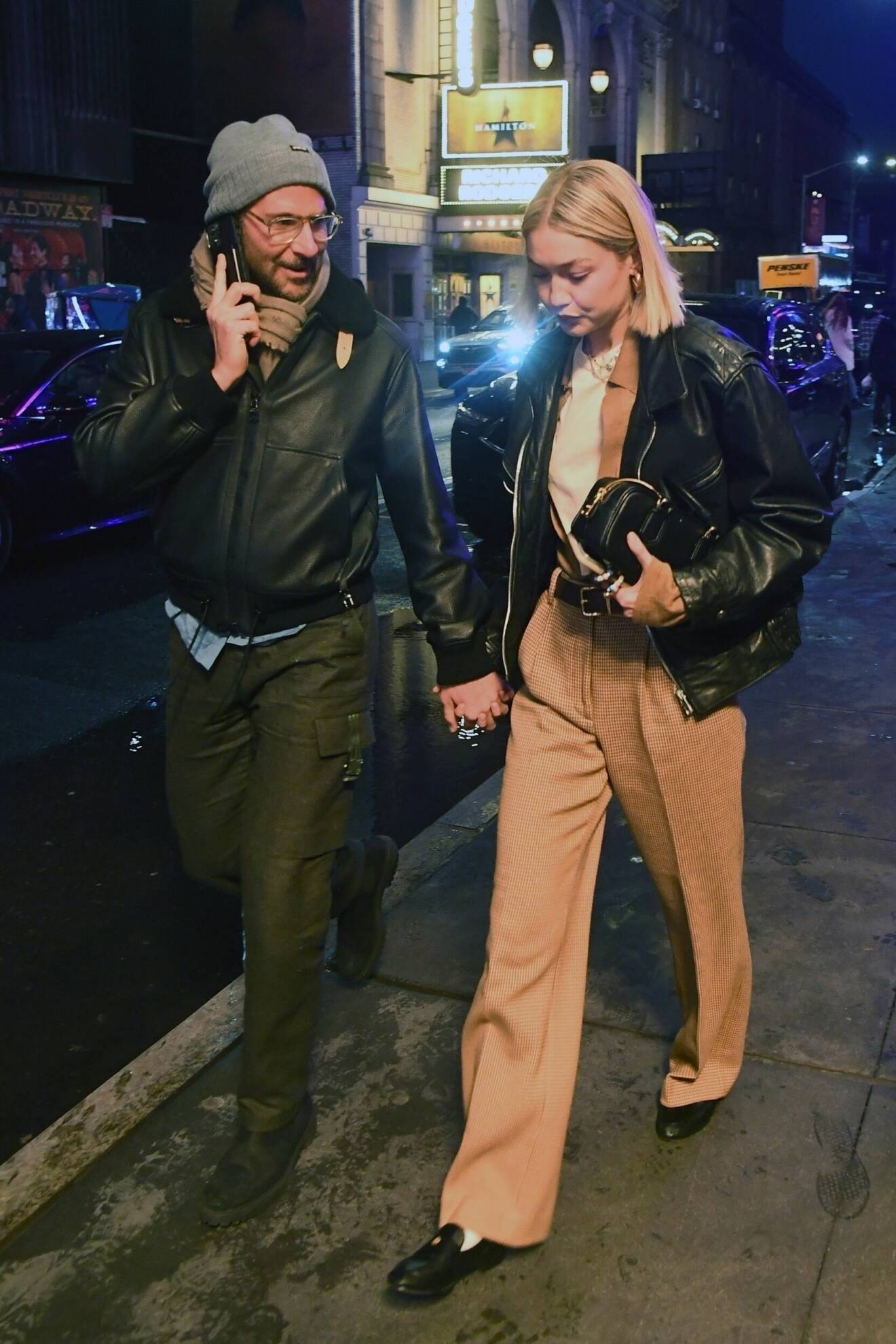 Gigi Hadid och Bradley Cooper parlooks – date night i kostymbyxor