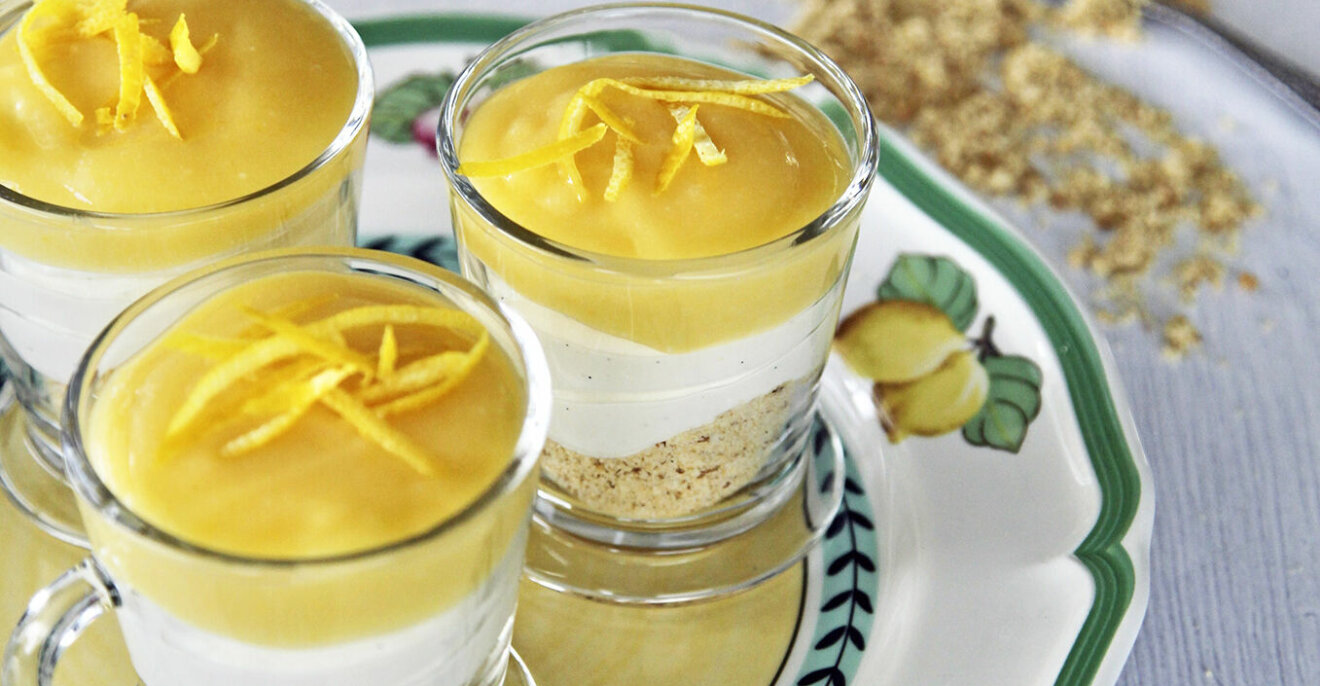 Recept på vaniljcheesecake i glas och lemoncurd