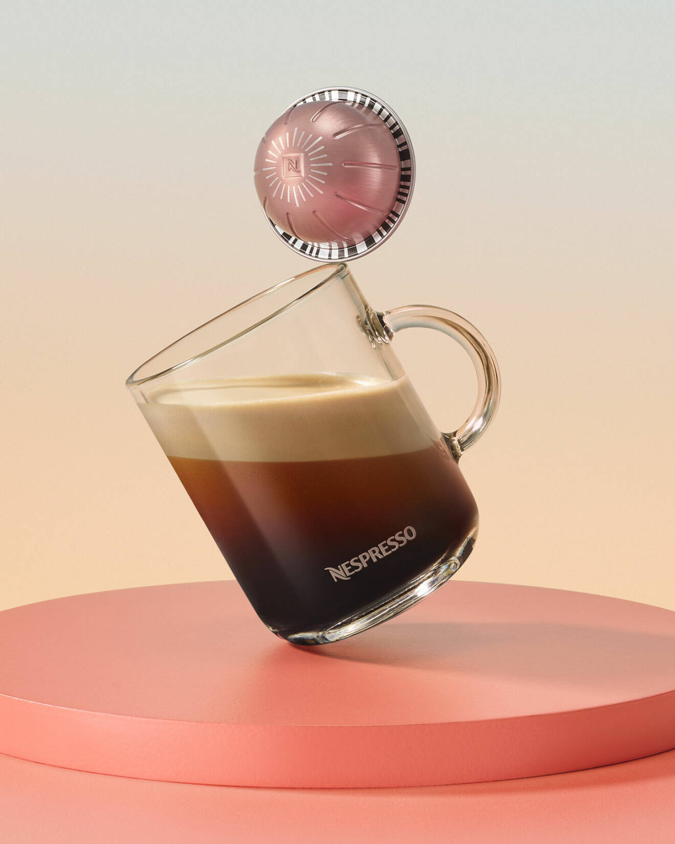 Ta med en riktigt god kopp kaffe, testa Nespresso Vivida