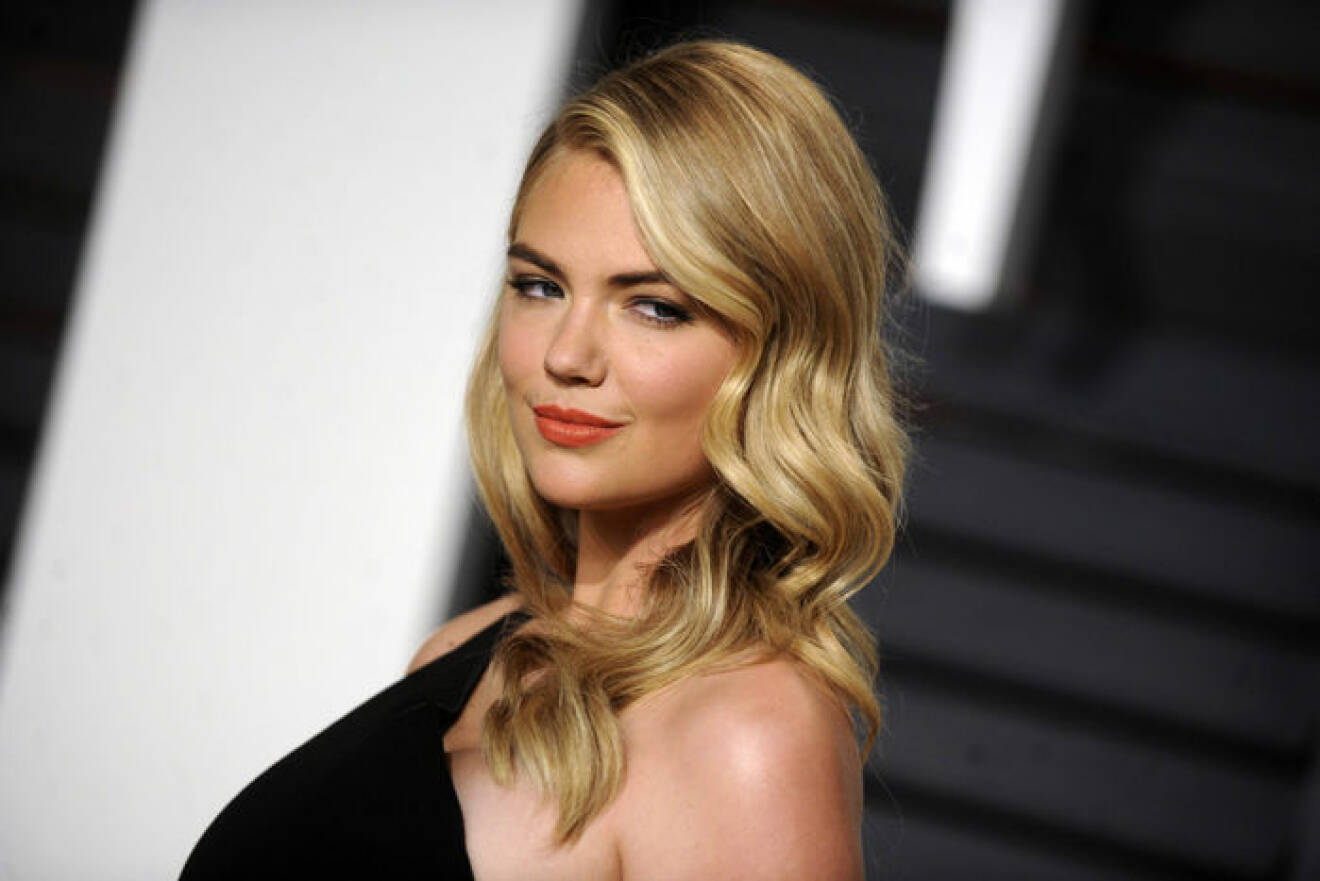 Kate Upton attending the Vanity Fair Oscar Party 2015 on February 22, 2015 in Beverly Hills, Califor