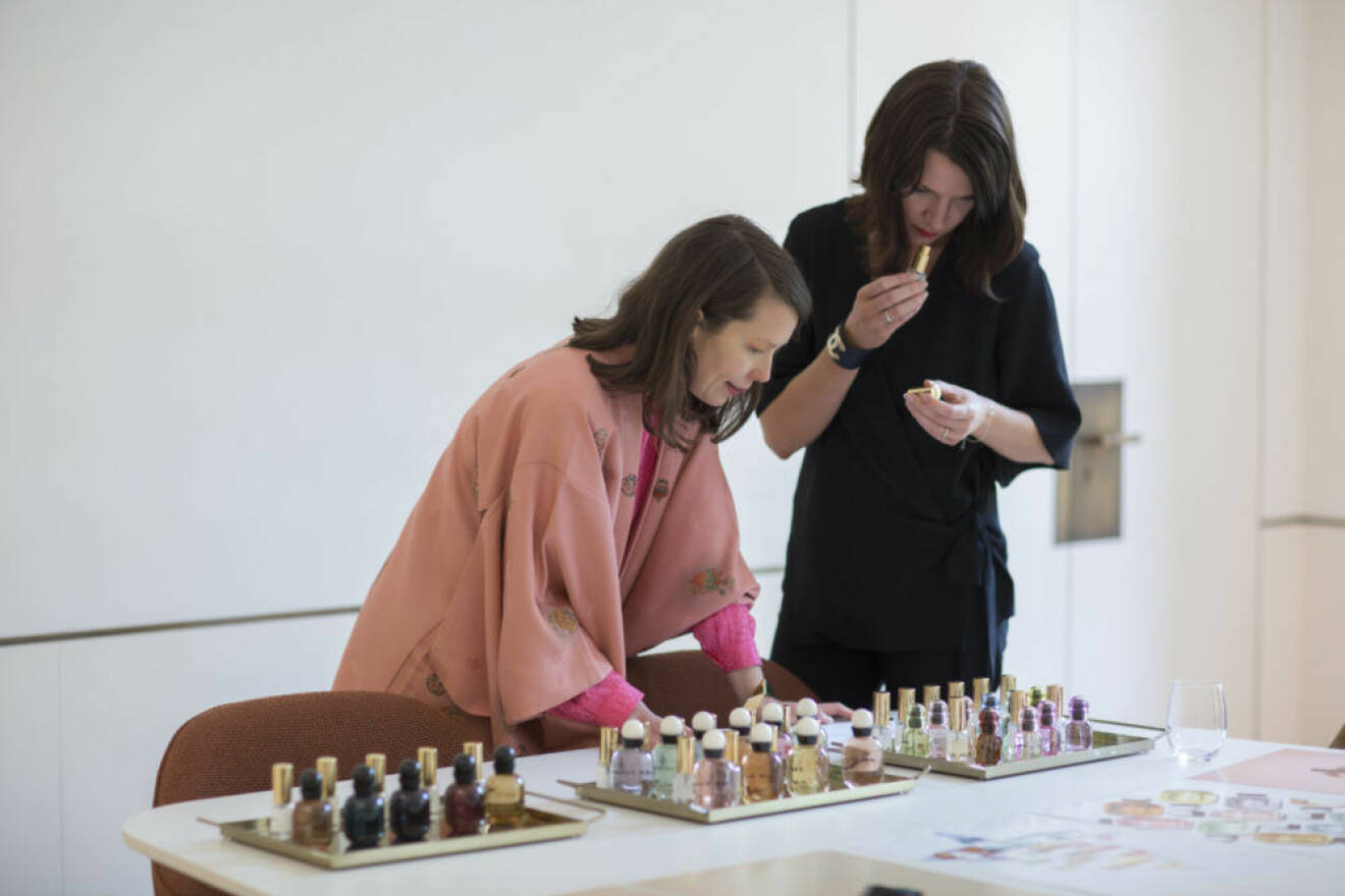 H&M Beautys konceptdesigner Sara Wallander och ELLEs Carin Hellman
